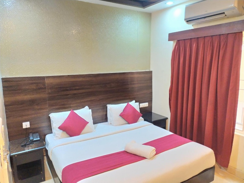 Room image 4